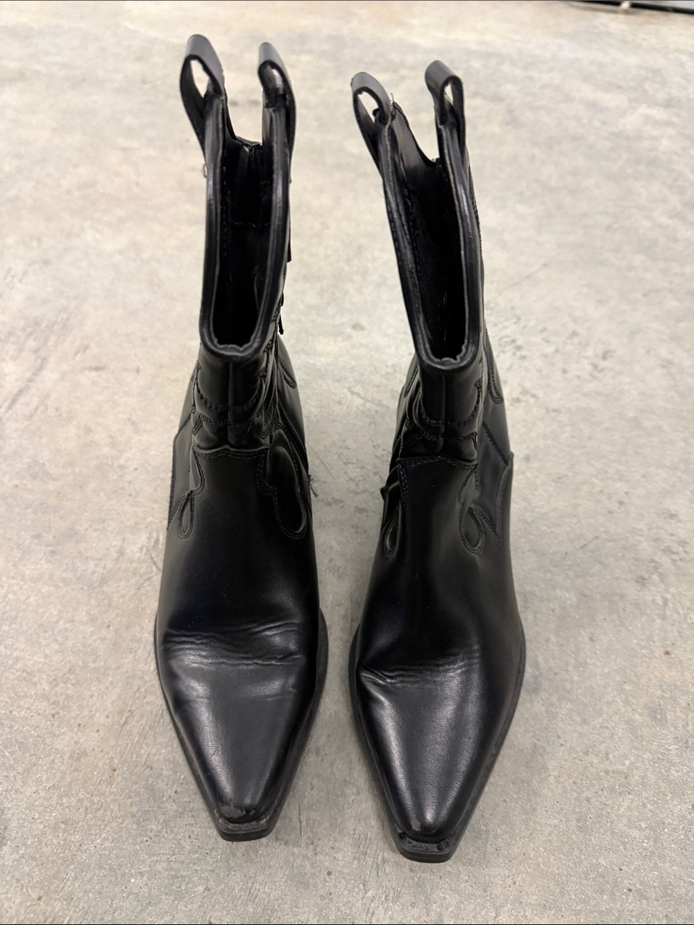 Steve Madden Black Pointed Western Ankle Boots with Pull Tabs